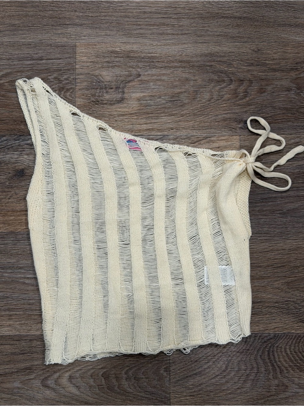 Edikted Cream One-Shoulder Tie-Detail Knit Tank
